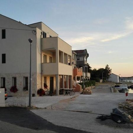 Apartments By The Sea Simuni, Pag - 18386 コラン エクステリア 写真