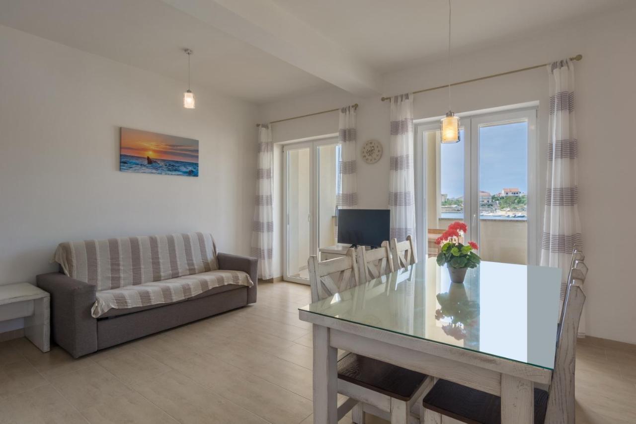 Apartments By The Sea Simuni, Pag - 18386 コラン エクステリア 写真