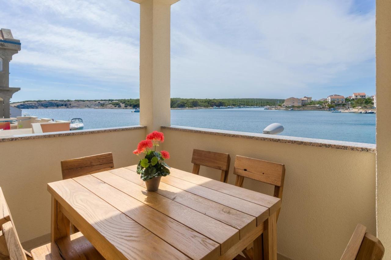 Apartments By The Sea Simuni, Pag - 18386 コラン エクステリア 写真